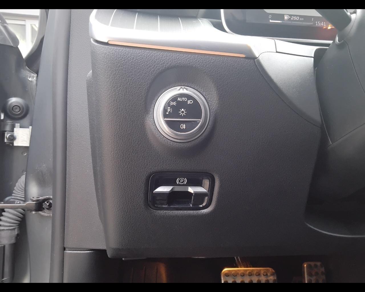 C SW 220 d mhev Premium 4matic auto - Certified