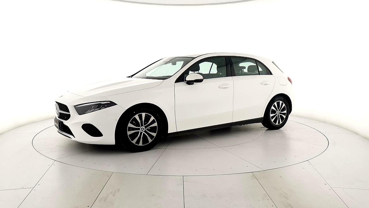 A 180 d Advanced auto - Certified