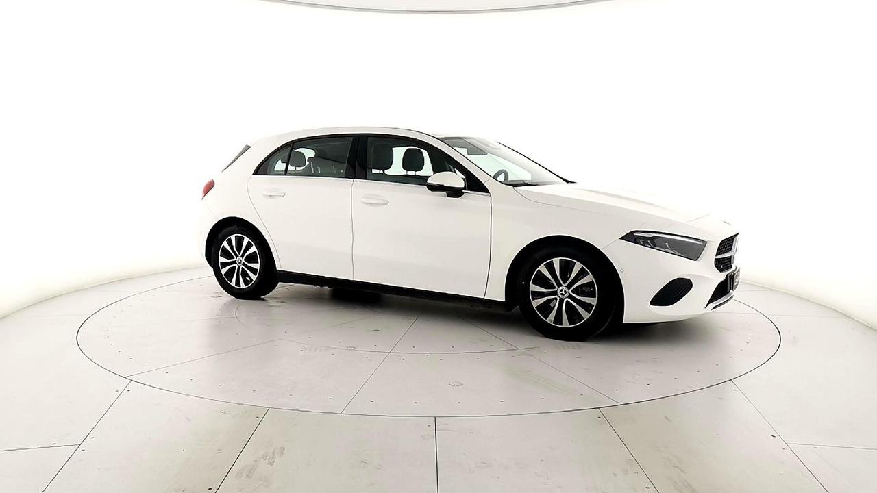 A 180 d Advanced auto - Certified