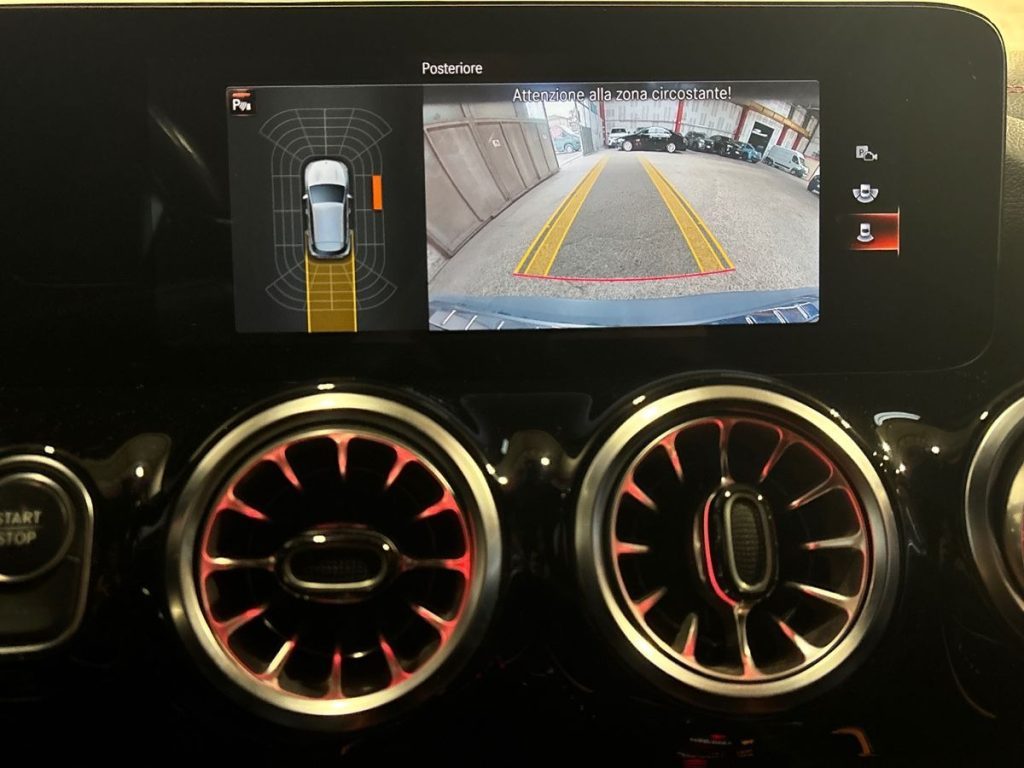 EQA 300 Premium 4matic - Certified