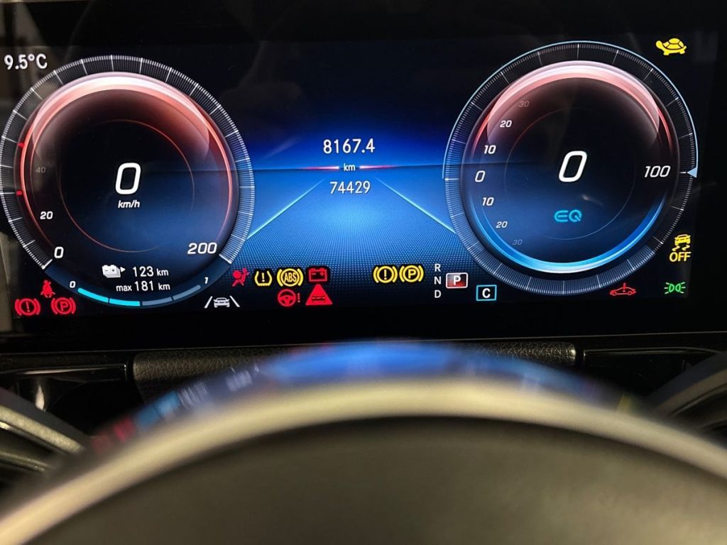 EQA 250 Premium Plus - Certified