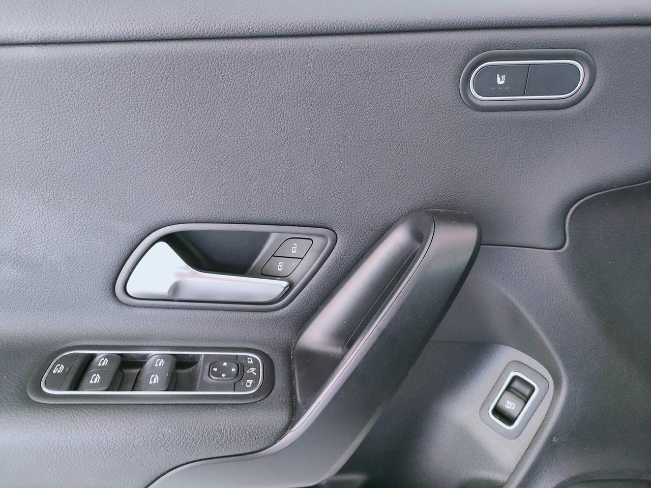 CLA Shooting Brake 180 d Advanced auto - Certified