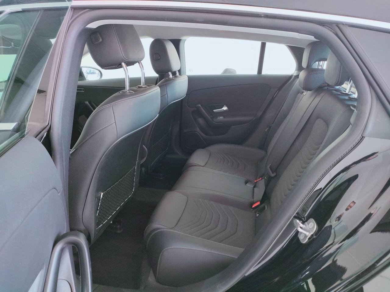 CLA Shooting Brake 180 d Advanced auto - Certified