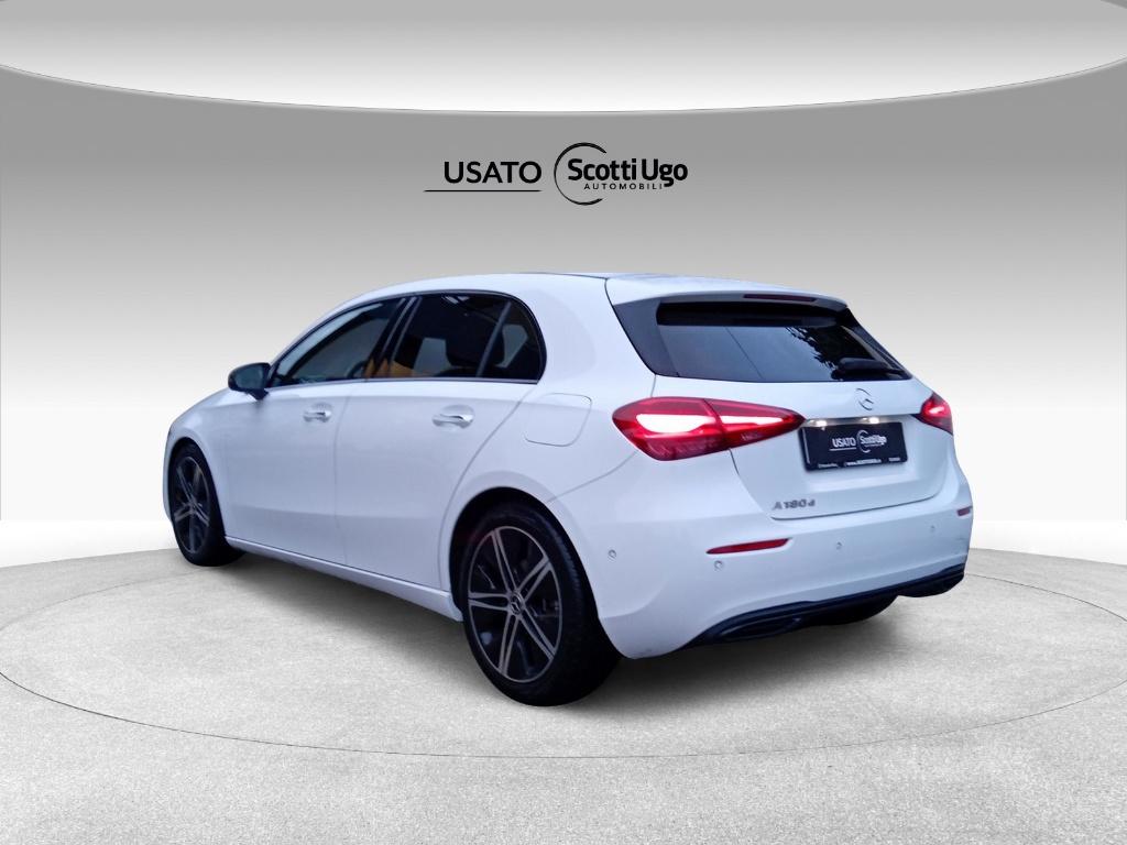 A 180 d Progressive Advanced Plus auto - Certified