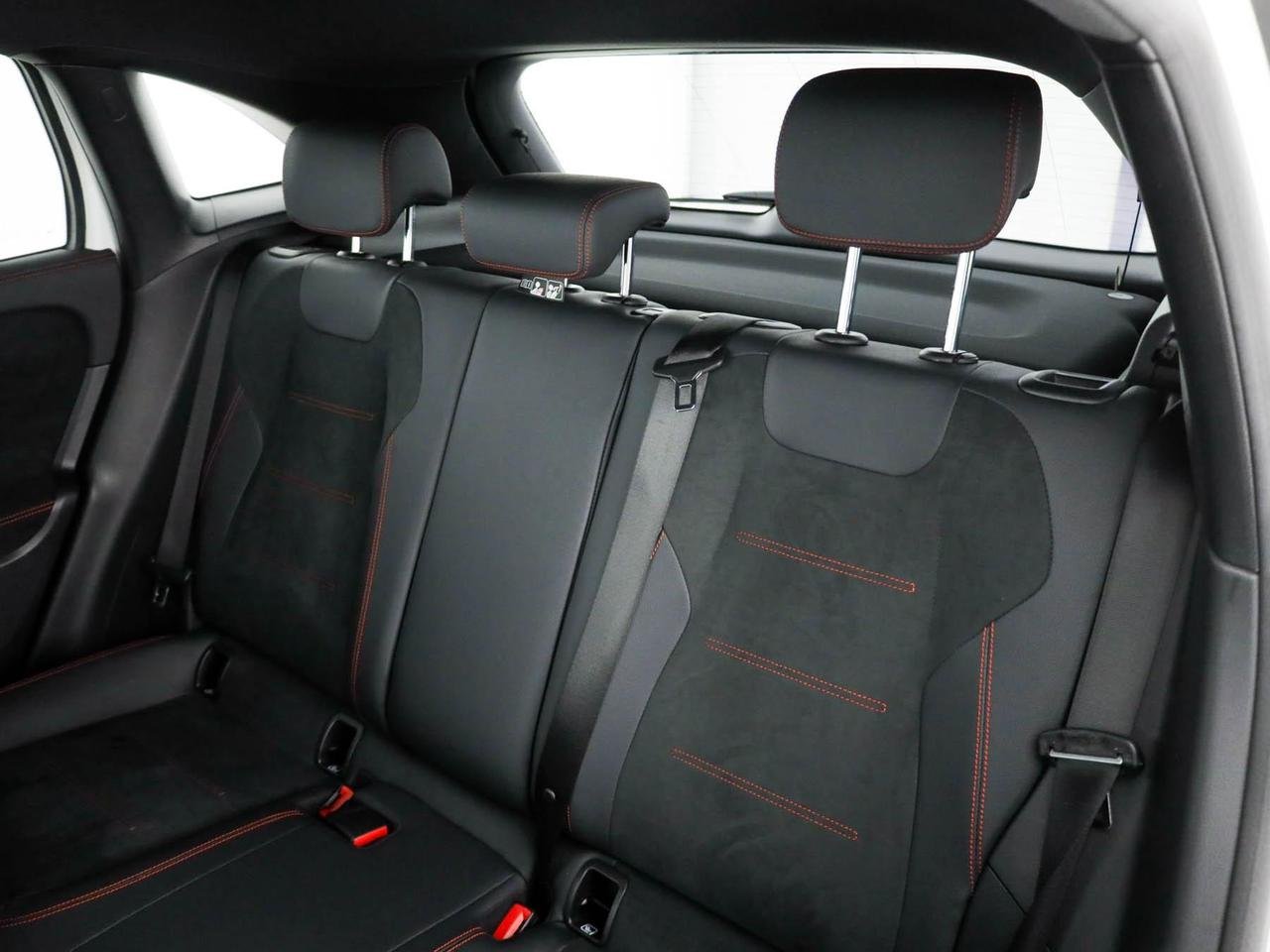 GLA 180 d AMG Line Premium auto - Certified