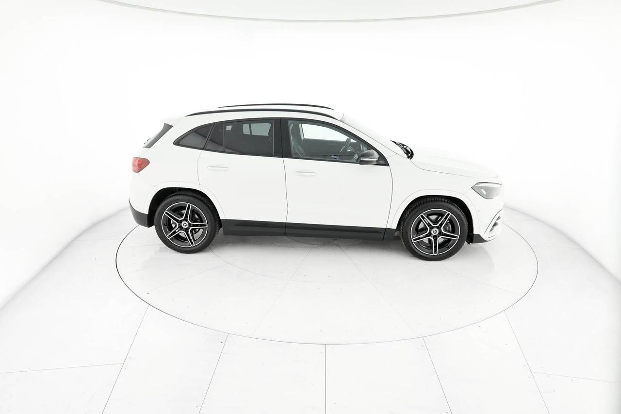 GLA 180 d AMG Line Premium auto - Certified