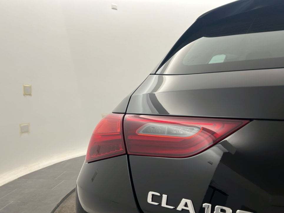 CLA Shooting Brake 180 d Advanced auto - Certified