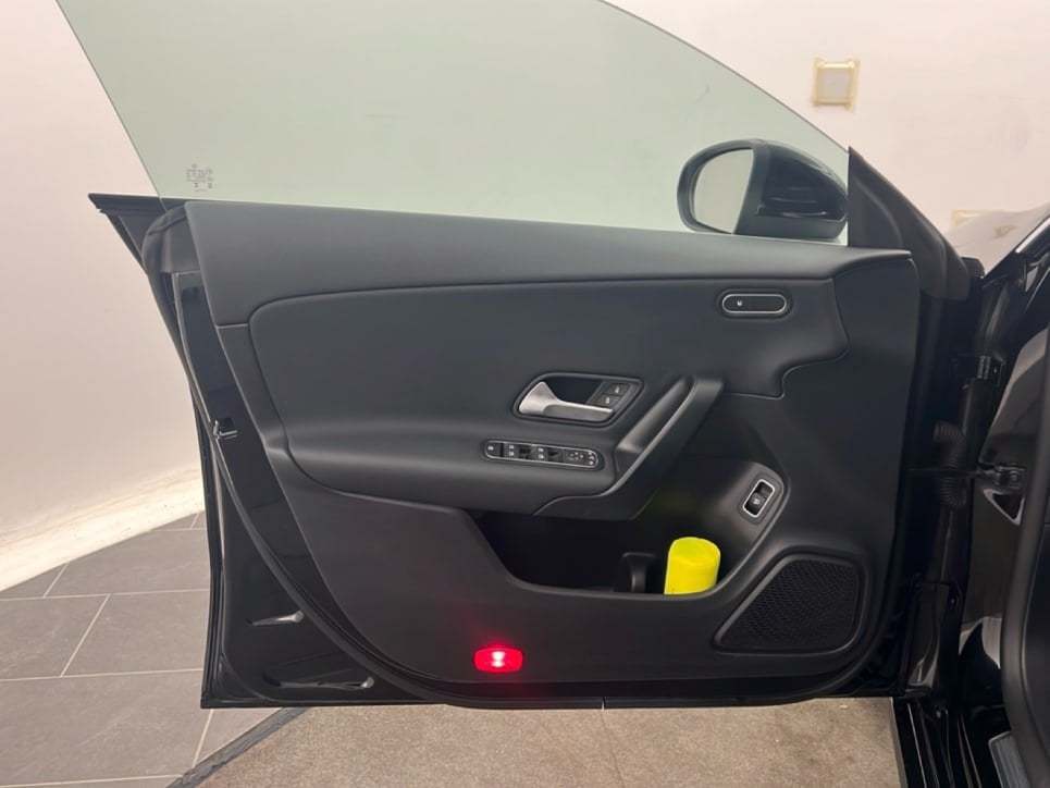 CLA Shooting Brake 180 d Advanced auto - Certified