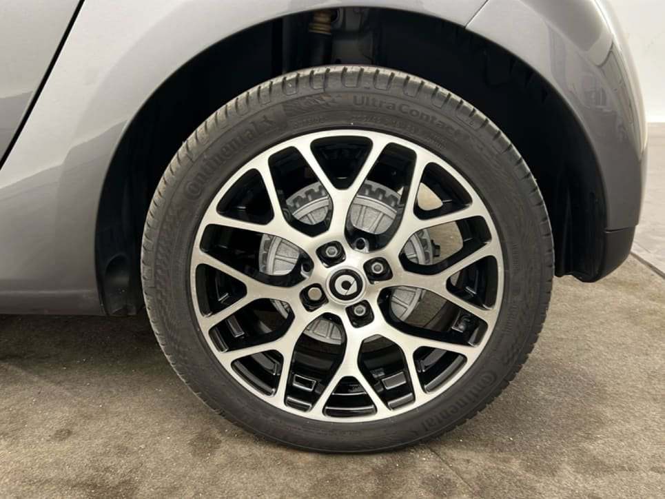 Forfour eq racingrey 22kW - Certified