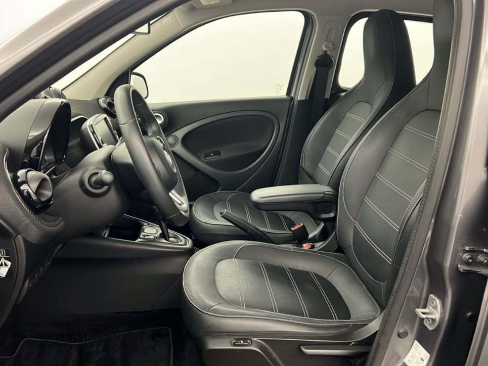 Forfour eq racingrey 22kW - Certified