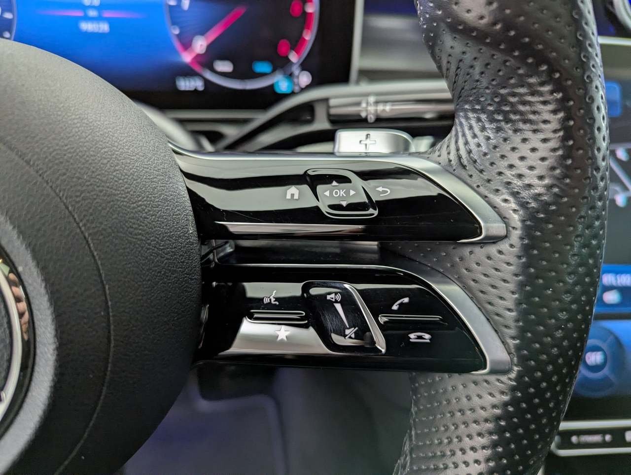 C SW 300 d mhev Premium Plus auto - Certified