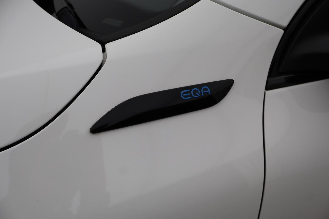 EQA 250 Premium Plus - Certified