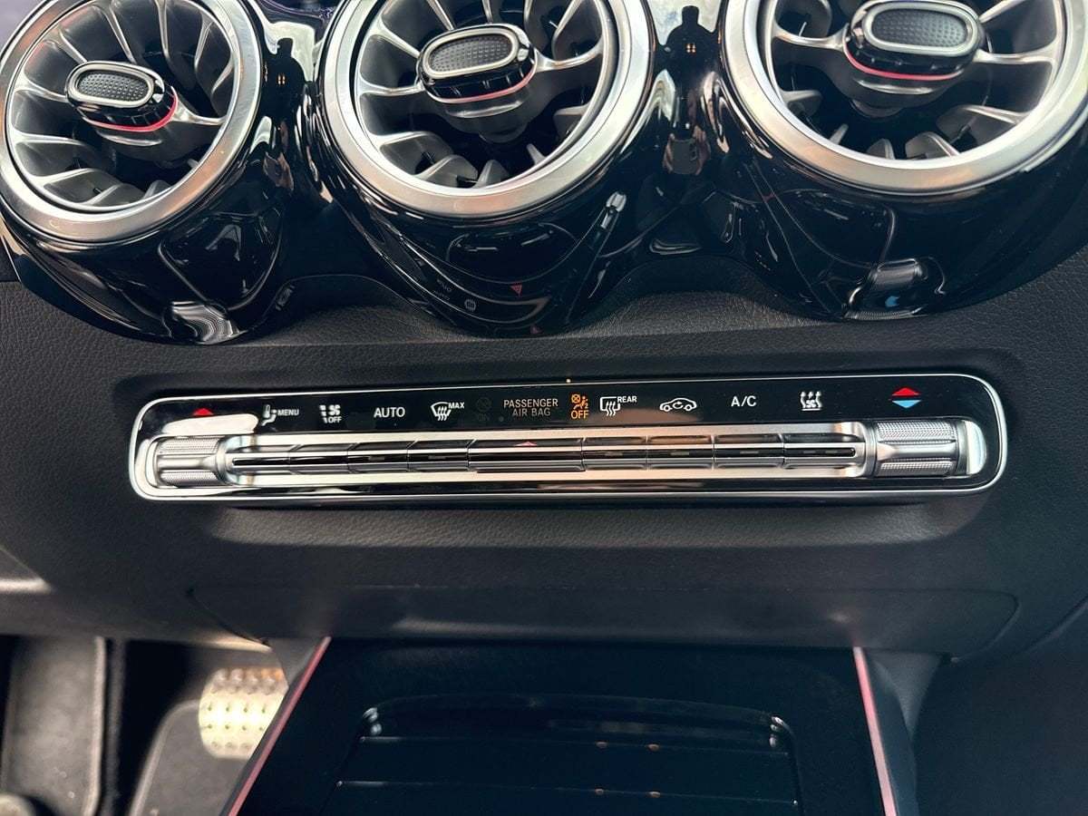 EQB 250+ AMG Line Advanced - Certified