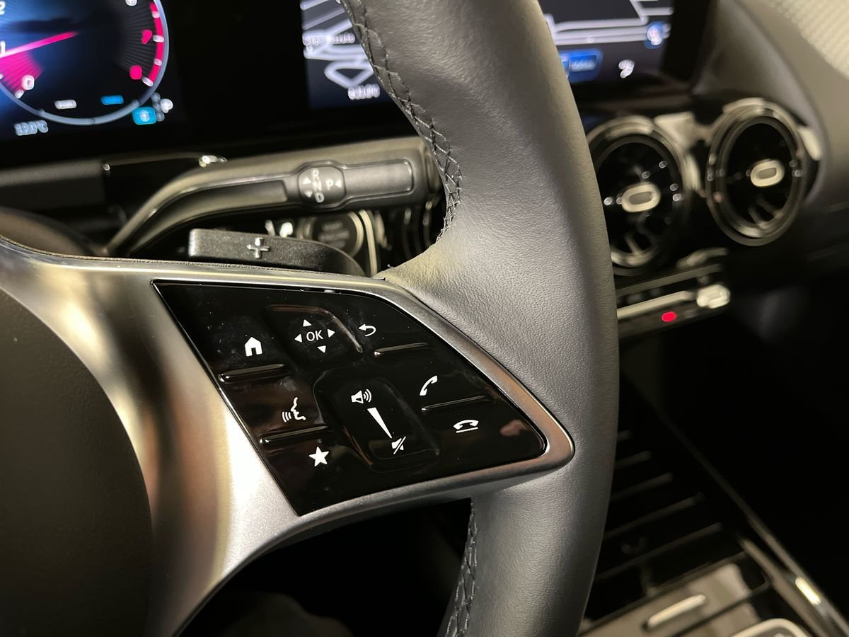 GLA 180 Advanced auto - Certified