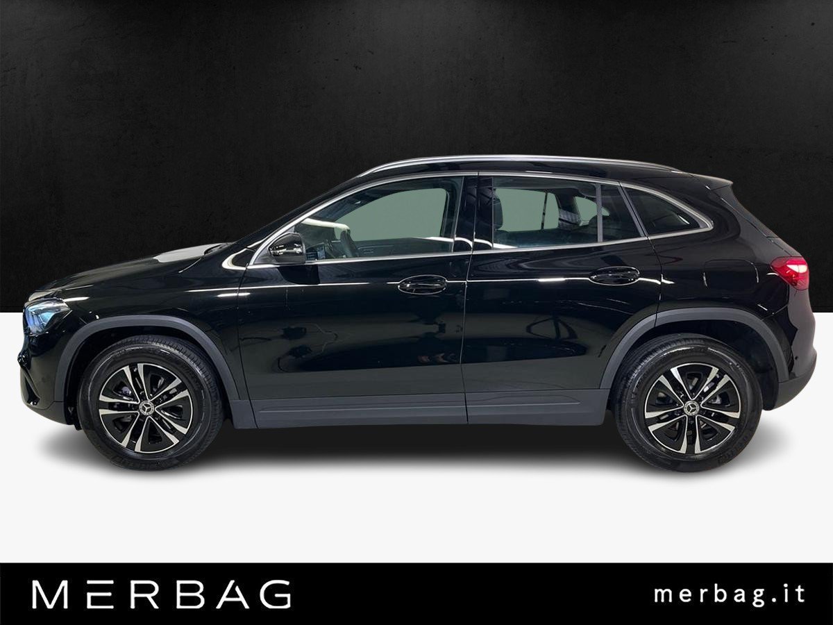 GLA 180 Advanced auto - Certified