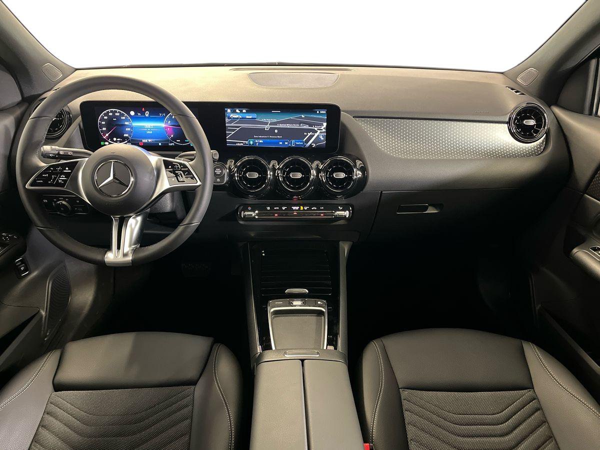 GLA 180 Advanced auto - Certified