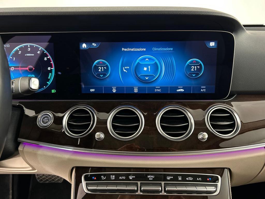 E SW 300 de phev (eq-power) Premium 4matic auto my - Certified