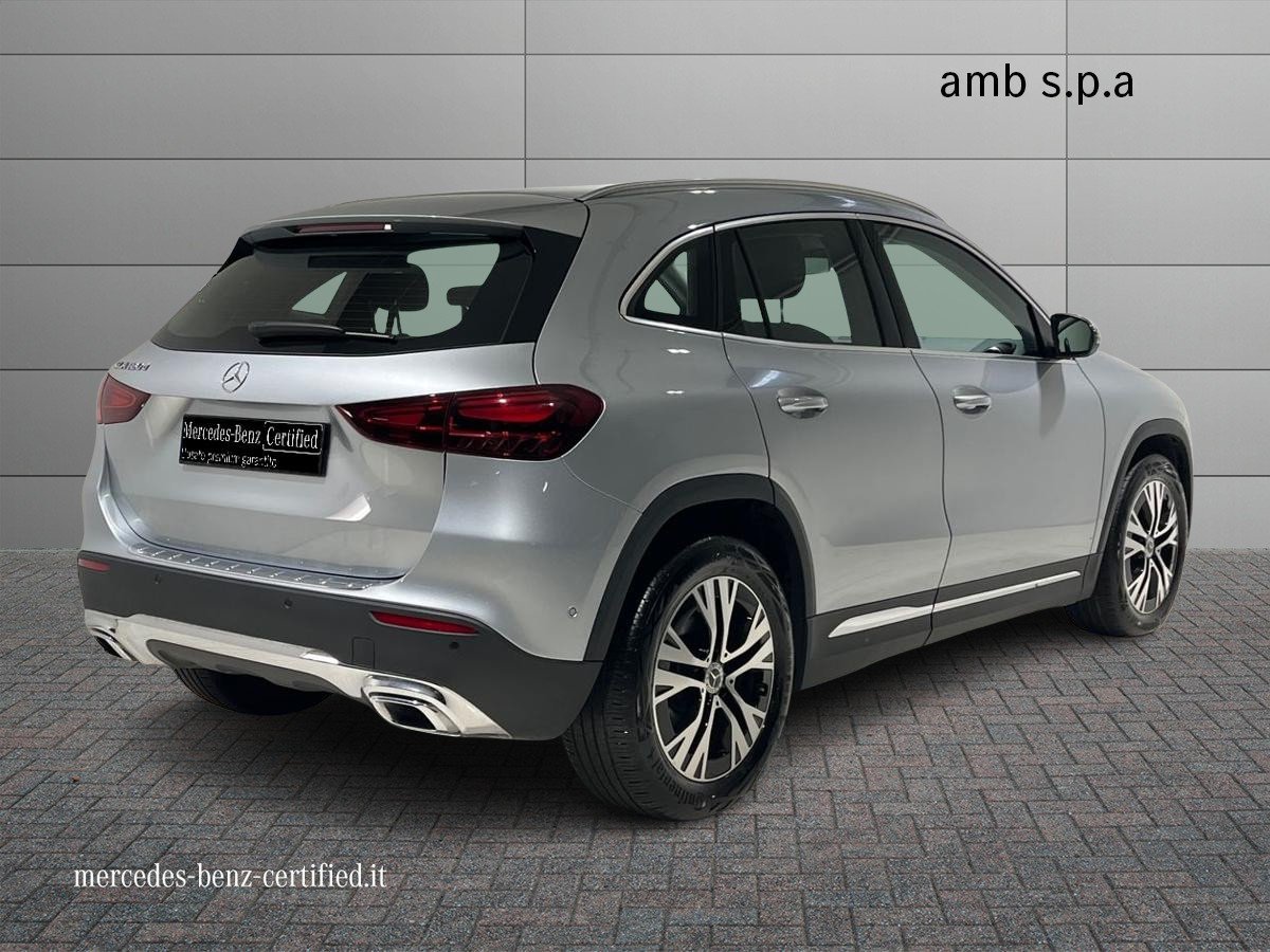 GLA 180 d Progressive Advanced auto - Certified