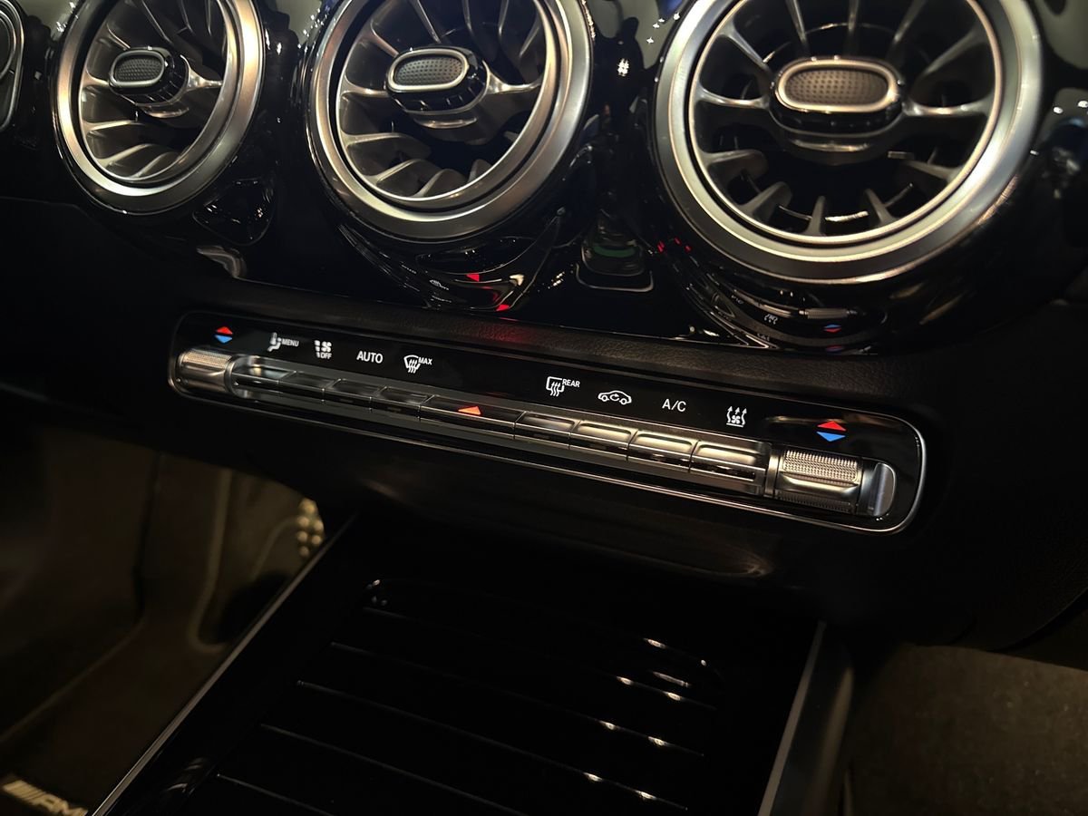 EQA 300 AMG Line Advanced 4matic - Certified