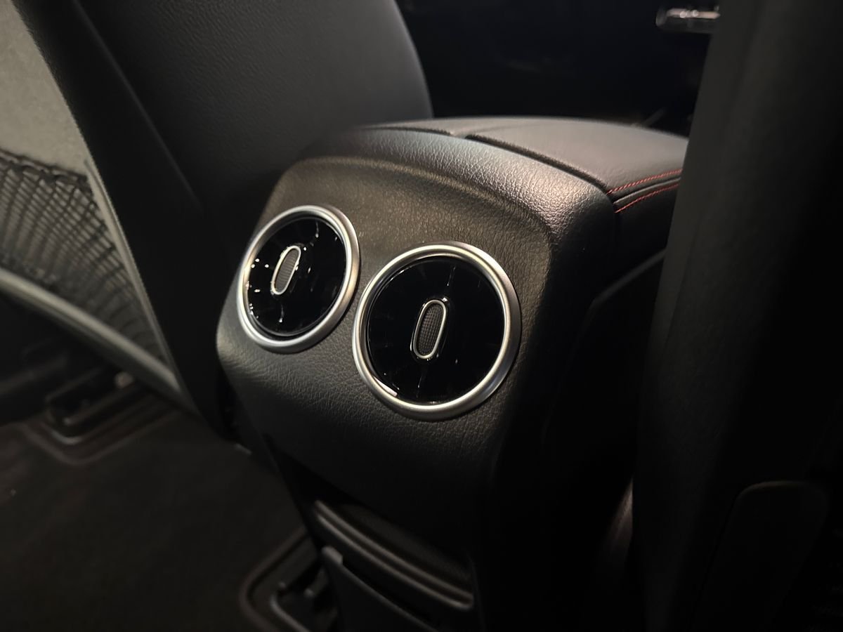 EQA 300 AMG Line Advanced 4matic - Certified