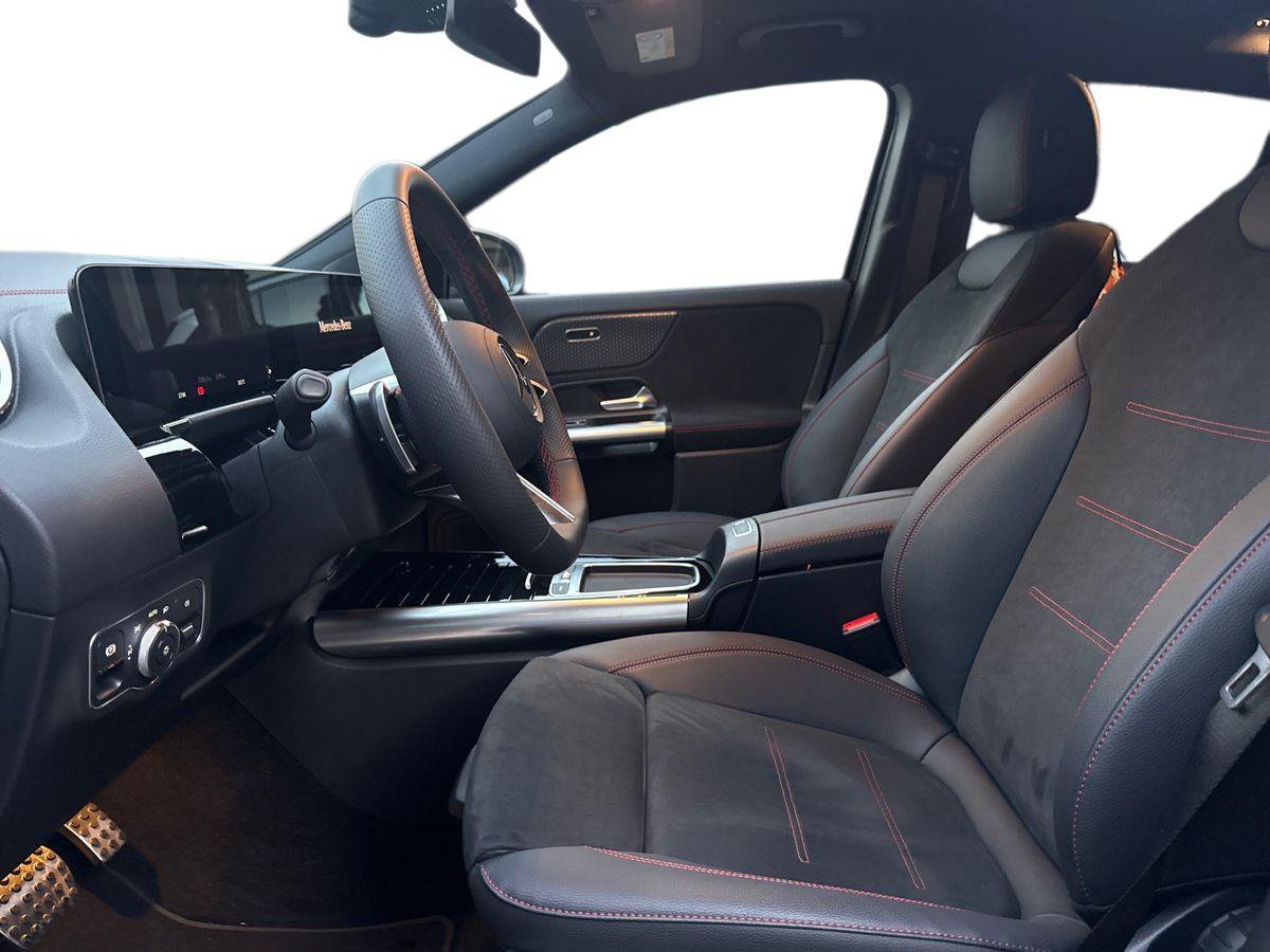 EQA 300 AMG Line Advanced 4matic - Certified