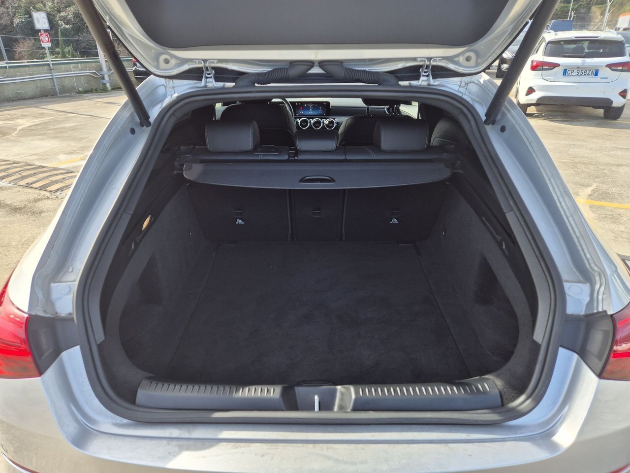 CLA Shooting Brake 200 d Progressive Advanced auto - Certified