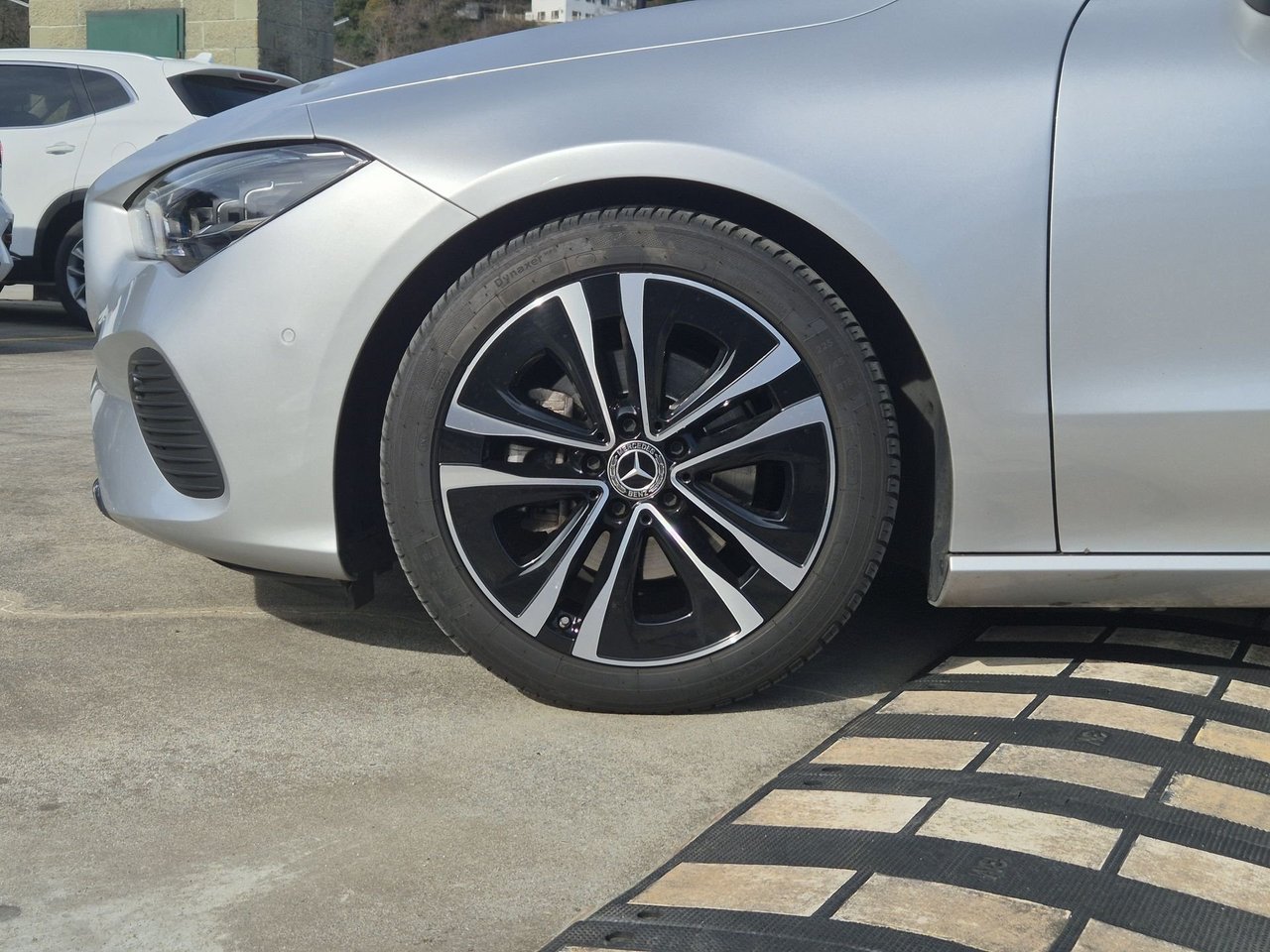 CLA Shooting Brake 200 d Progressive Advanced auto - Certified