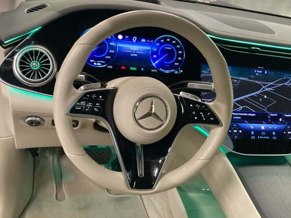 EQS Suv 580 AMG Line Business Class 4matic auto - Certified