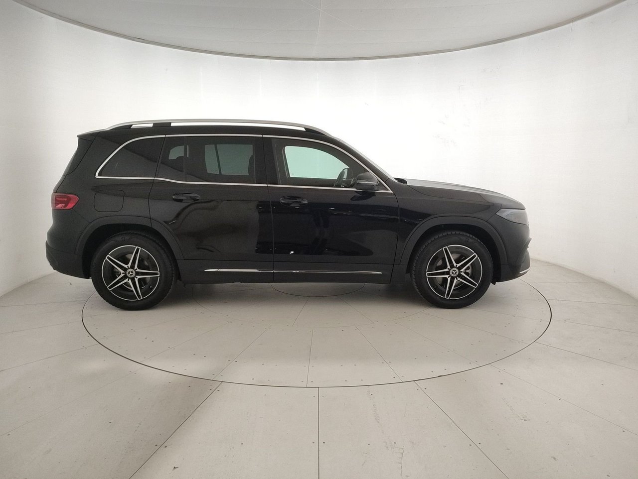 EQB 250+ AMG Line Advanced - Certified