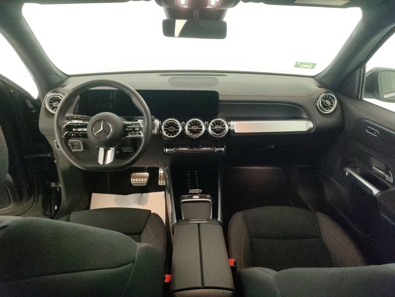 EQB 250+ AMG Line Advanced - Certified