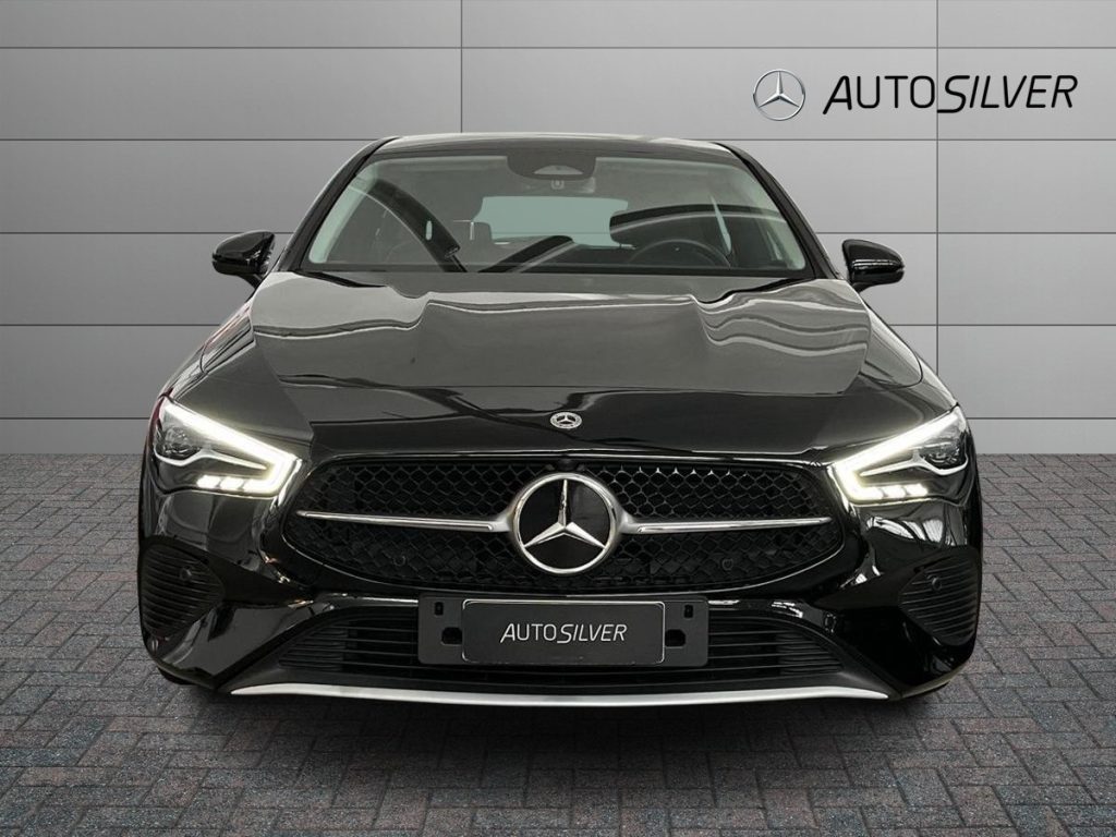 CLA Shooting Brake 180 d Advanced auto - Certified