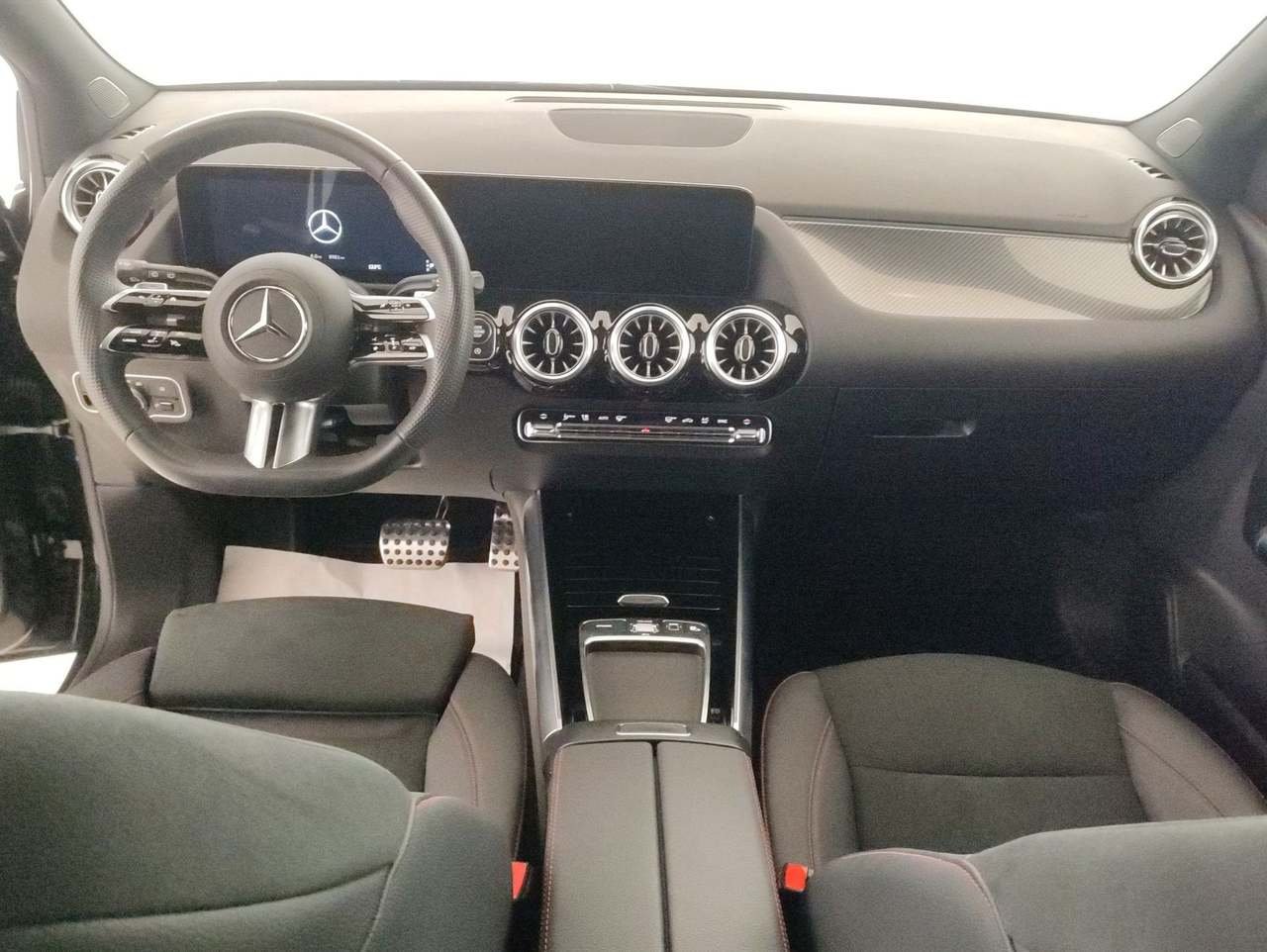B 180 d AMG Line Premium Plus auto - Certified