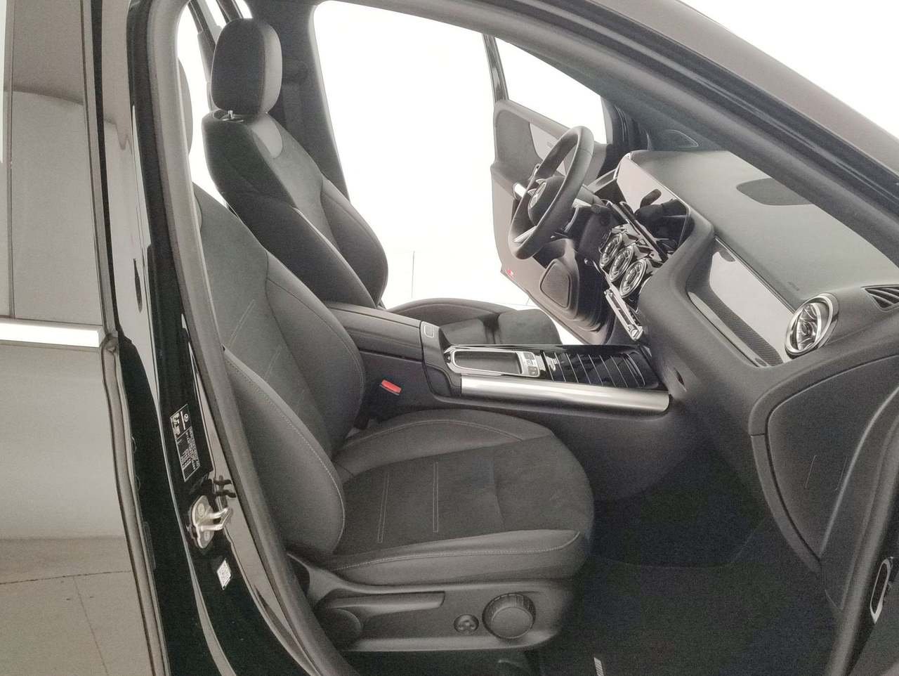 B 180 d AMG Line Premium Plus auto - Certified