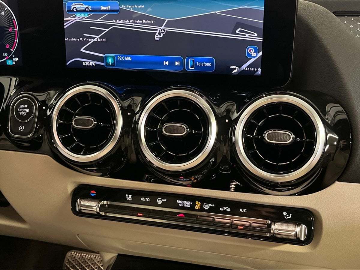 GLA 200 d Business Extra auto - Certified