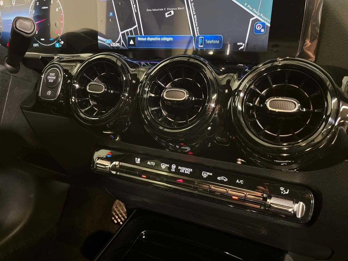 GLA 180 Advanced auto - Certified