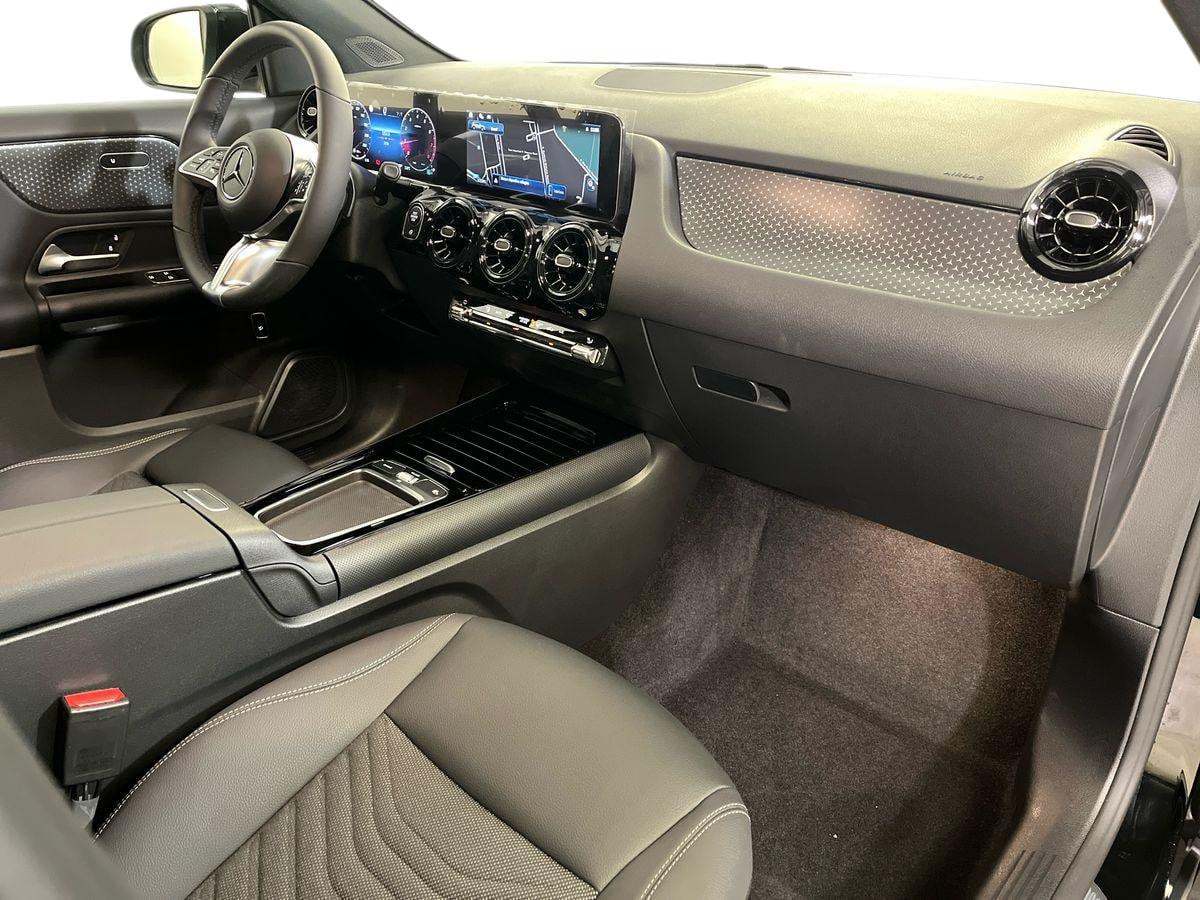 GLA 180 Advanced auto - Certified