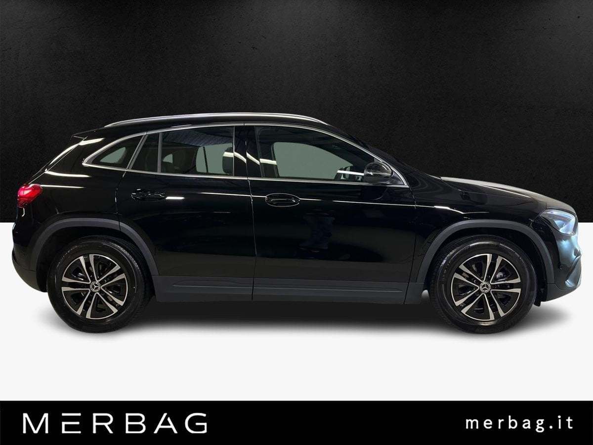 GLA 180 Advanced auto - Certified