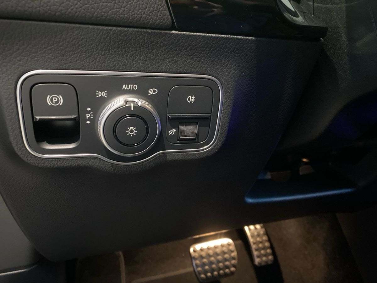 EQA 300 AMG Line Advanced 4matic - Certified