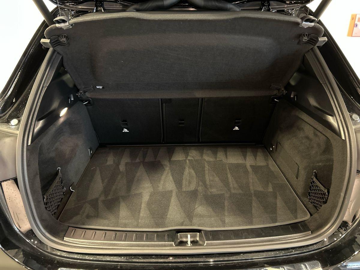 GLA 180 Progressive Advanced auto - Certified