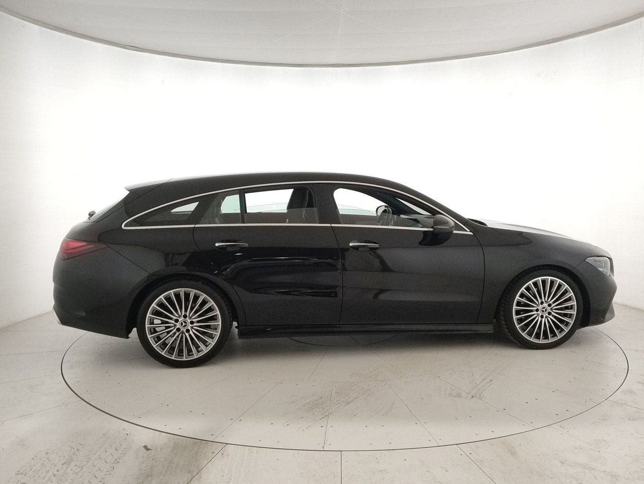 CLA Shooting Brake 200 d AMG Line Advanced Plus au - Certified