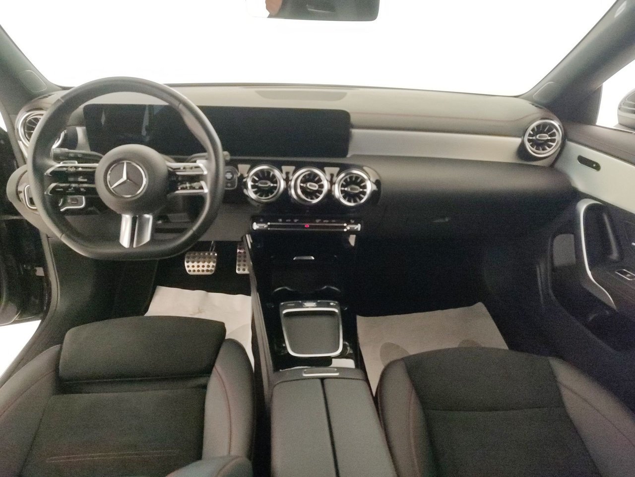 CLA Shooting Brake 200 d AMG Line Advanced Plus au - Certified