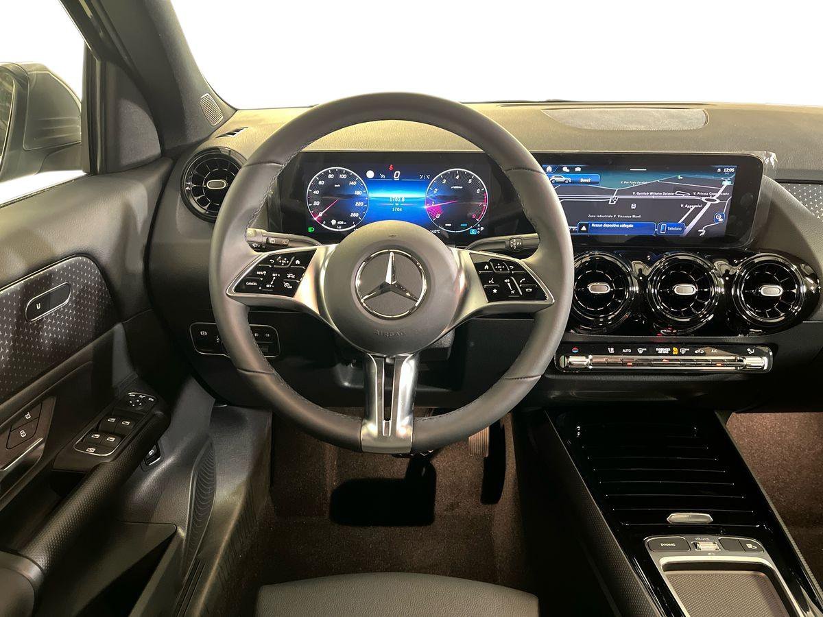 GLA 180 Advanced auto - Certified