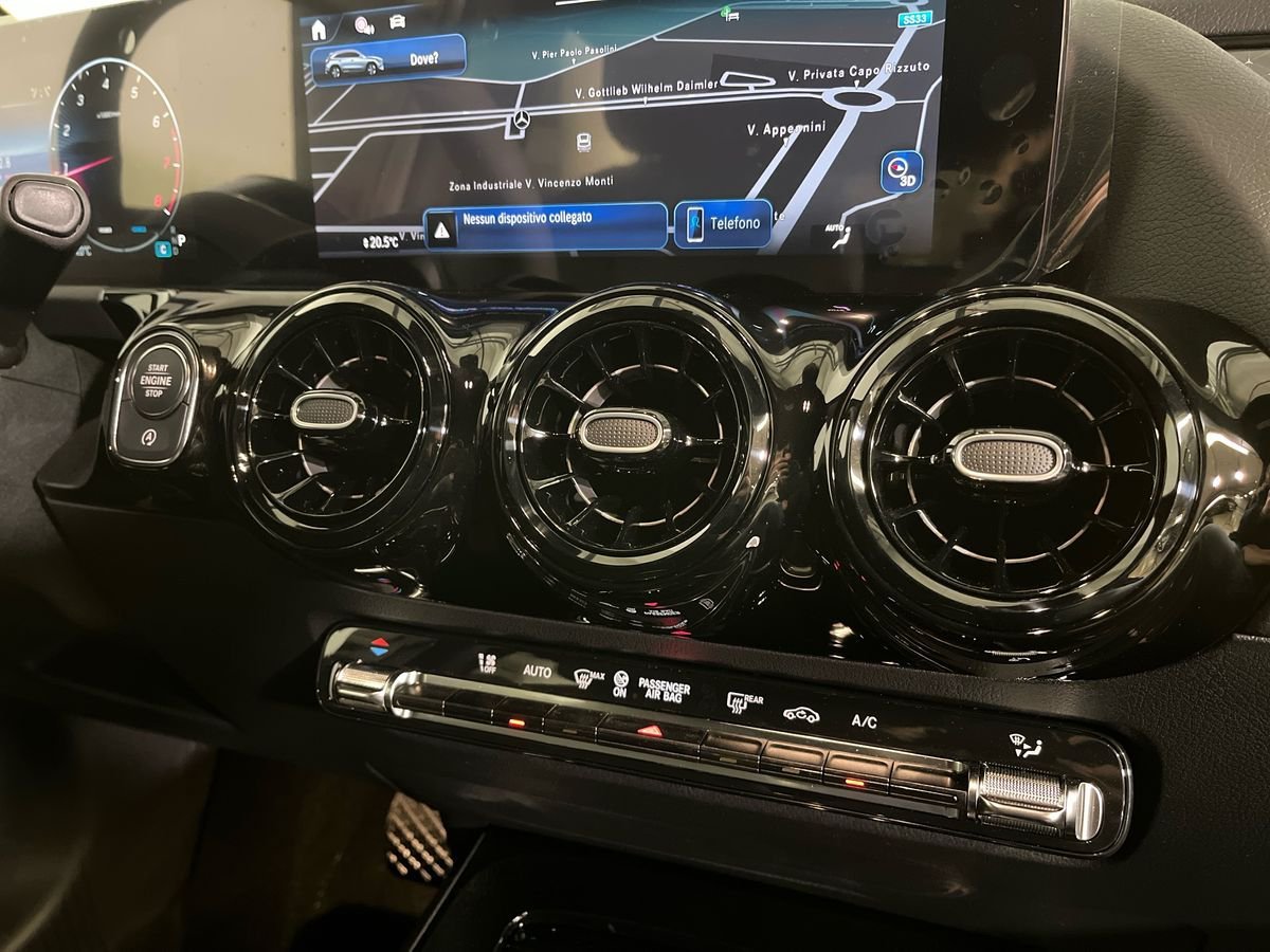 GLA 180 Advanced auto - Certified