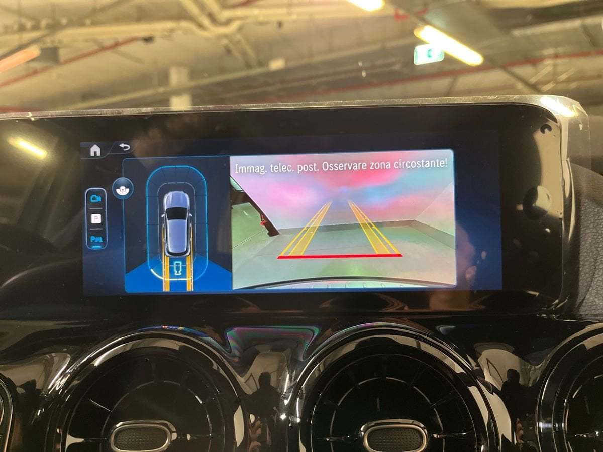 GLA 180 Advanced auto - Certified