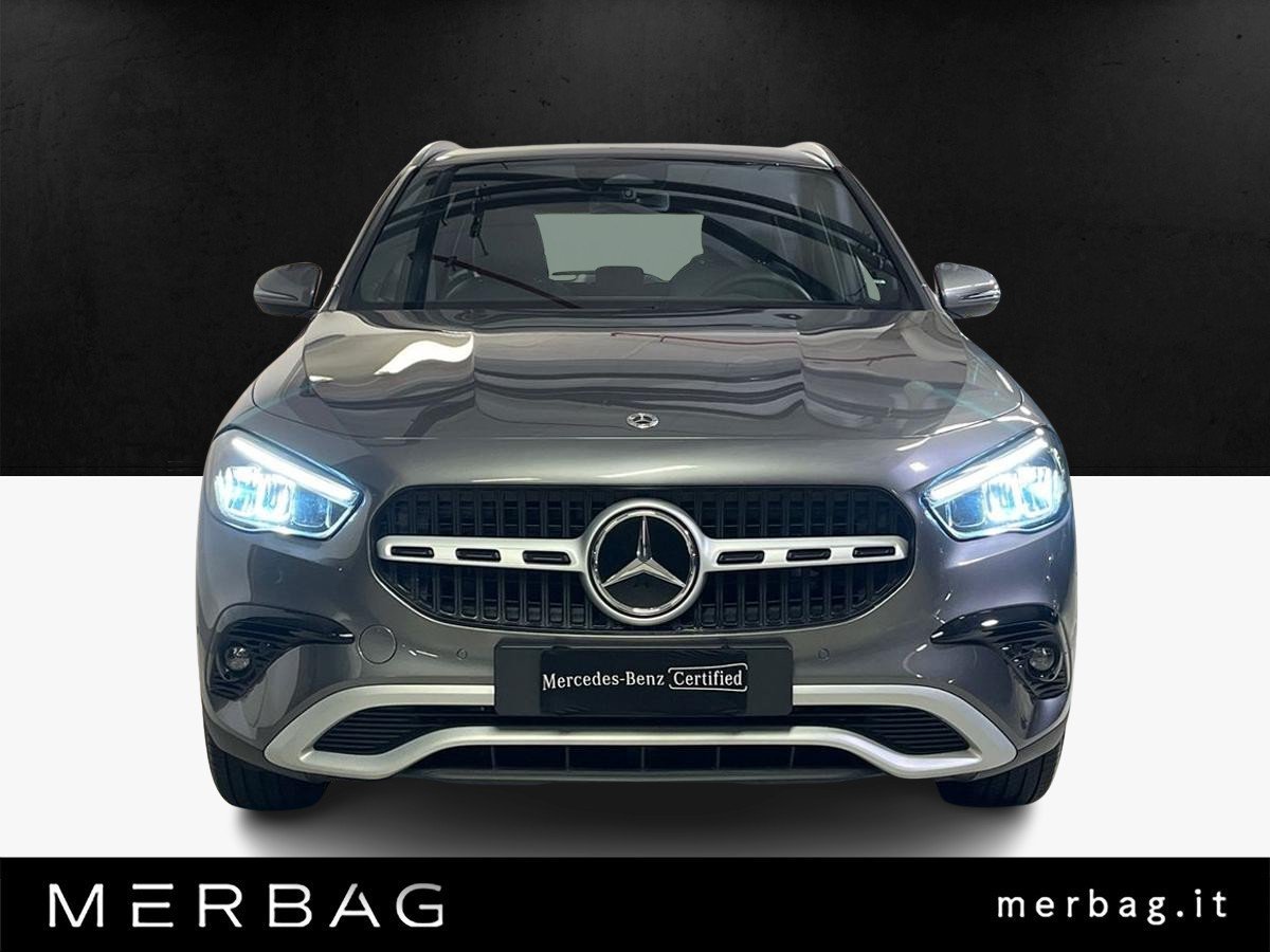 GLA 180 Advanced auto - Certified
