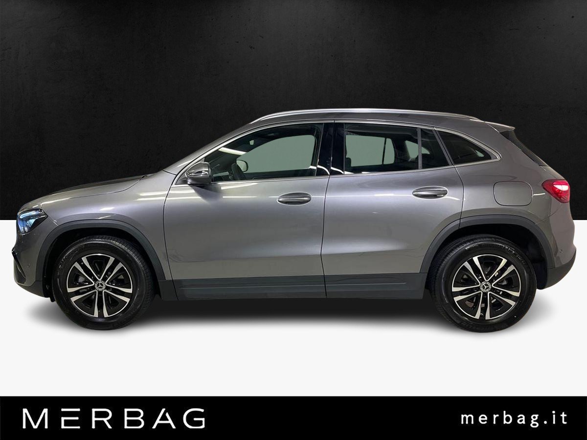 GLA 180 Advanced auto - Certified