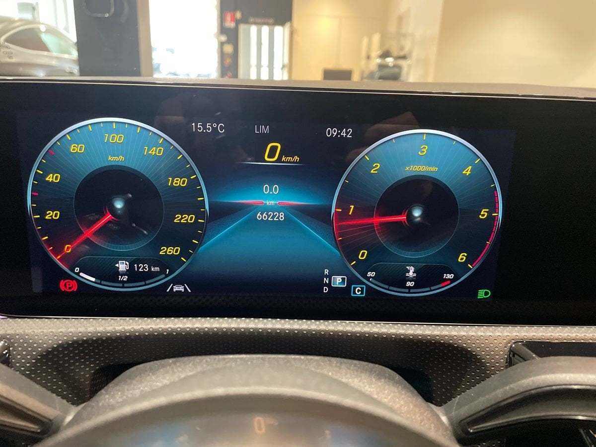 CLA Shooting Brake 200 d Premium auto - Certified