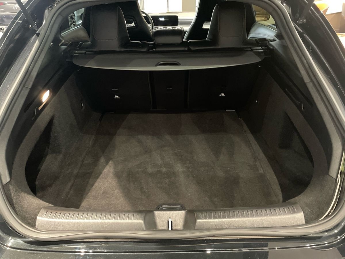 CLA Shooting Brake 200 d Premium auto - Certified