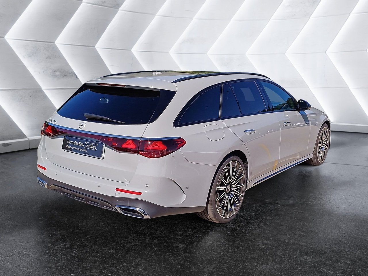 E SW 220 d AMG Line Premium Plus auto - Certified