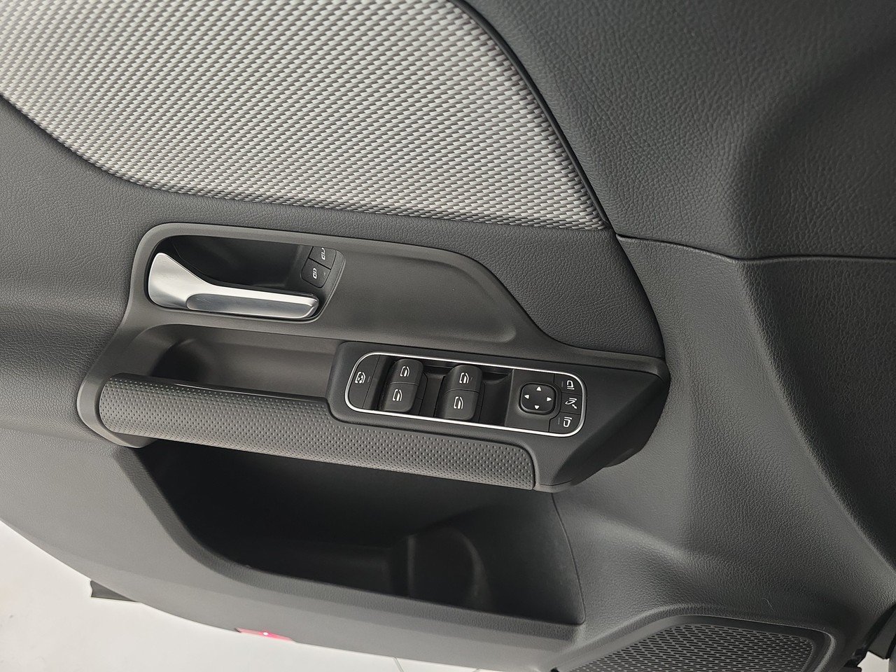 GLA 180 d Business Extra auto - Certified